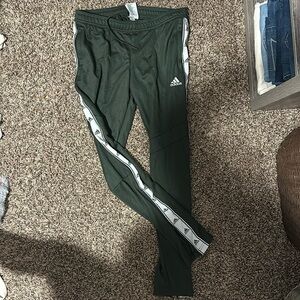 Adidas Women’s Green pants Medium